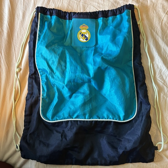 Real Madrid vintage drawstring backpack - Picture 2 of 3
